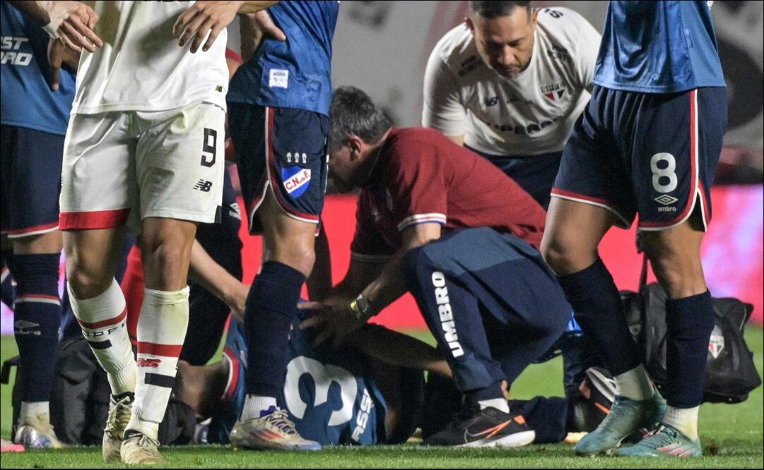 Murió el uruguayo Juan Izquierdo a unos días del ataque cardíaco que lo desvaneció en pleno partido - Foto: AFP