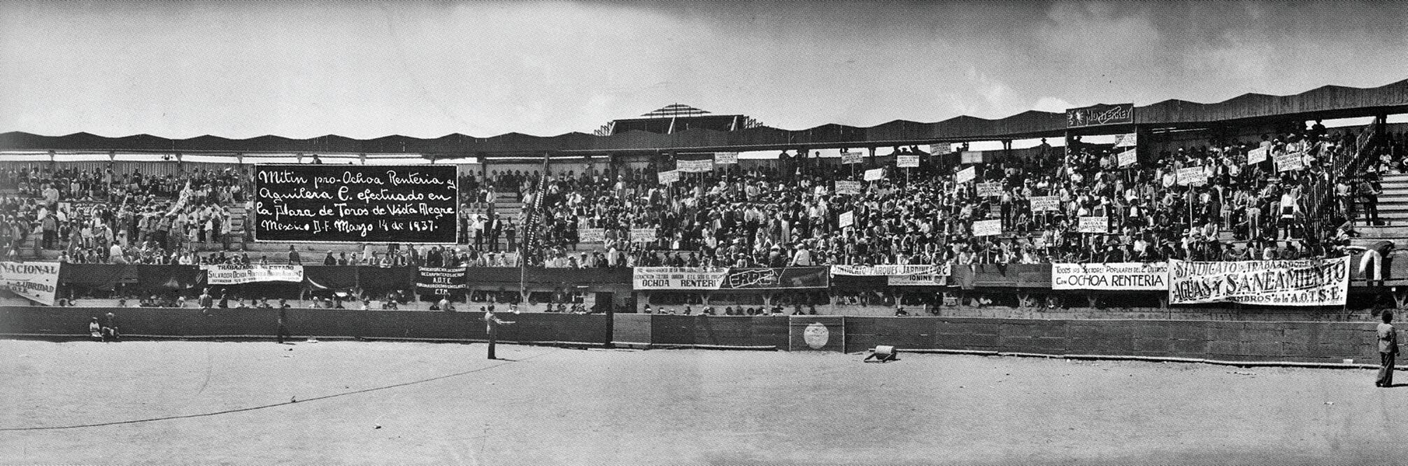 Interior de la Plaza Vista Alegre, meses antes de su desmantelamiento en 1937 (COLECCIÓN VILLASANA TORRES Y GRUPO TULTENCO)