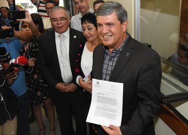 "El Bronco" pide presupuesto para comprar camiones y mejorar el transporte público en NL