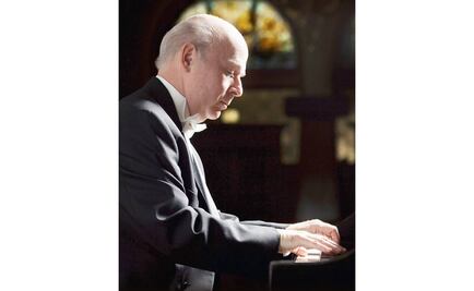 Cenart realizará edición 20 del Festival Internacional de Piano "En Blanco & Negro"