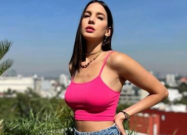 Ary, novia de Luisito Comunica, luce elegante vestido con transparencias