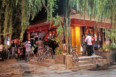 Denuncian en Condesa abusos por operativos