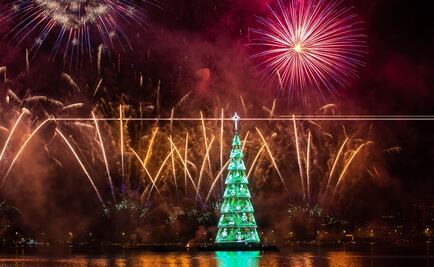 Encienden en Río de Janeiro árbol de Navidad flotante más grande del mundo