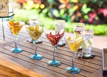 Prepara vodka de sabores en casa