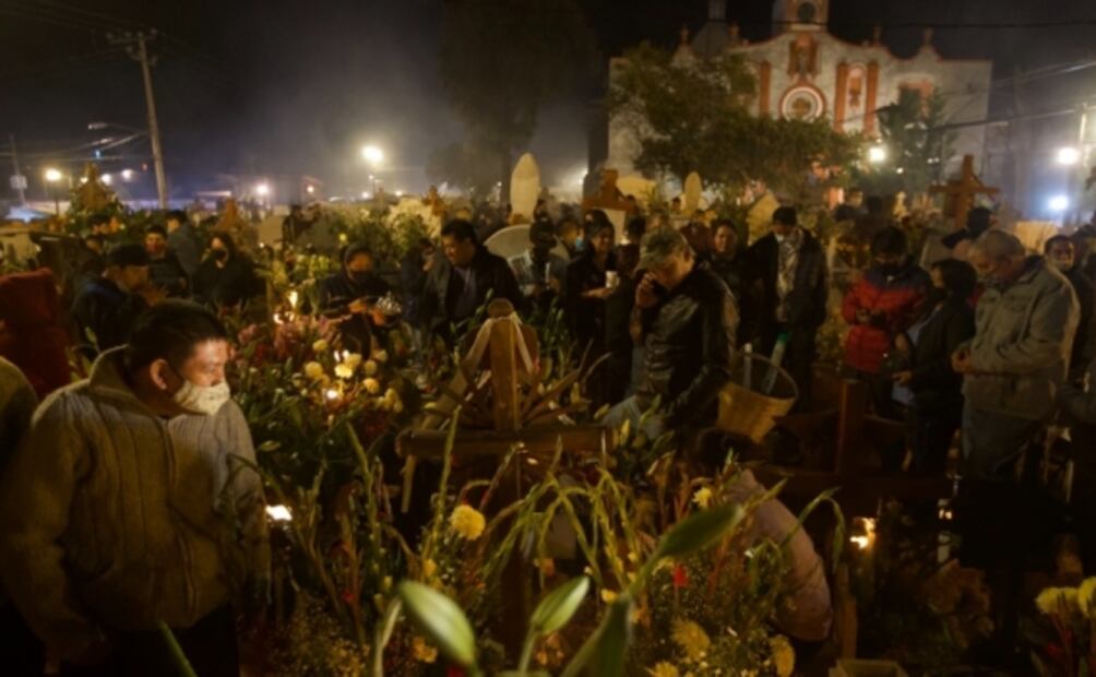 Así regresó el festejo al panteón de Mixquic