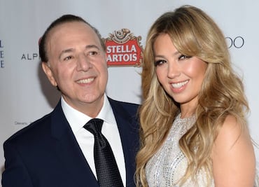 Video de Tommy Mottola abrazando a Thalía da de qué hablar: "parece tu papá"