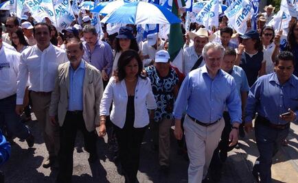 Panistas marchan en SLP; exigen apertura total de urnas