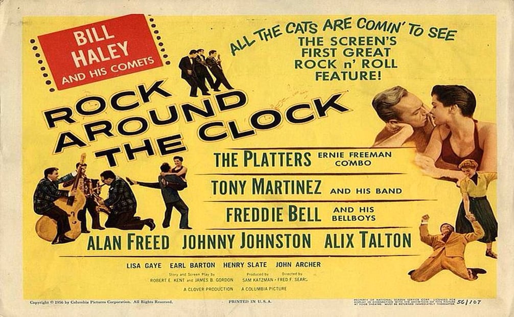 La película "Rock Around the Clock" se promocionó en postales conmemorativas como "el primer gran rock n' roll de la pantalla". Pinterest.