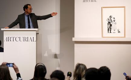 Sin percances, subastan en París obras de Banksy