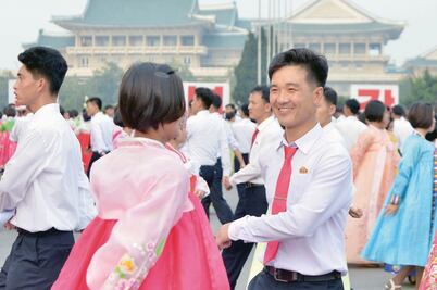 Corea del Norte reivindica estatus nuclear en aniversario