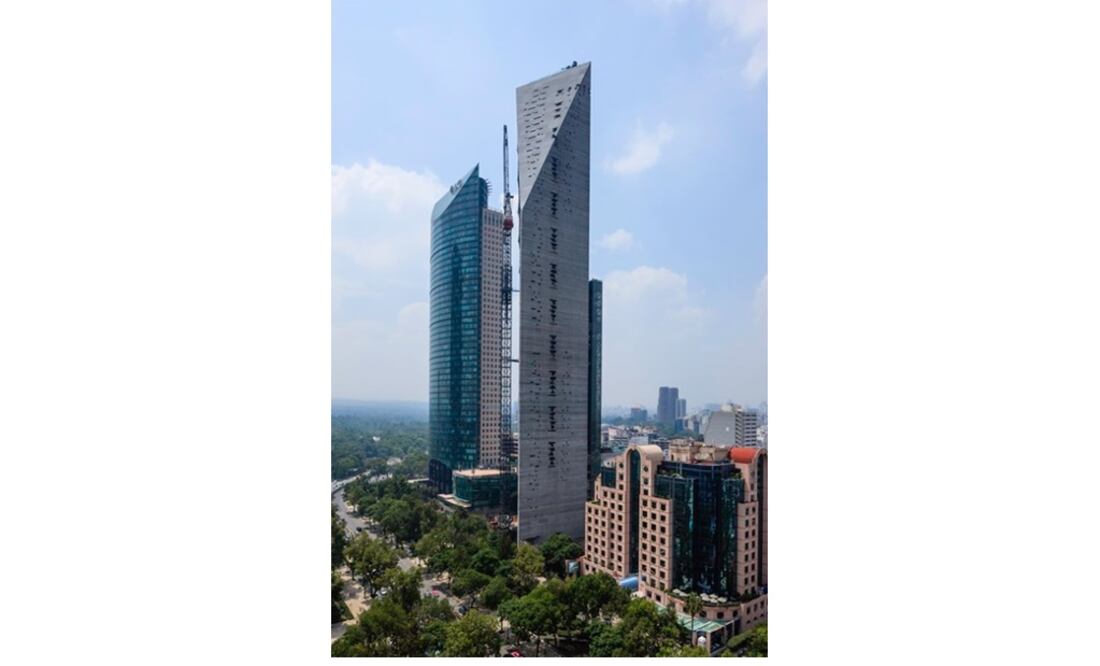 Creador de Torre Reforma recibe premio Diamante ACEC