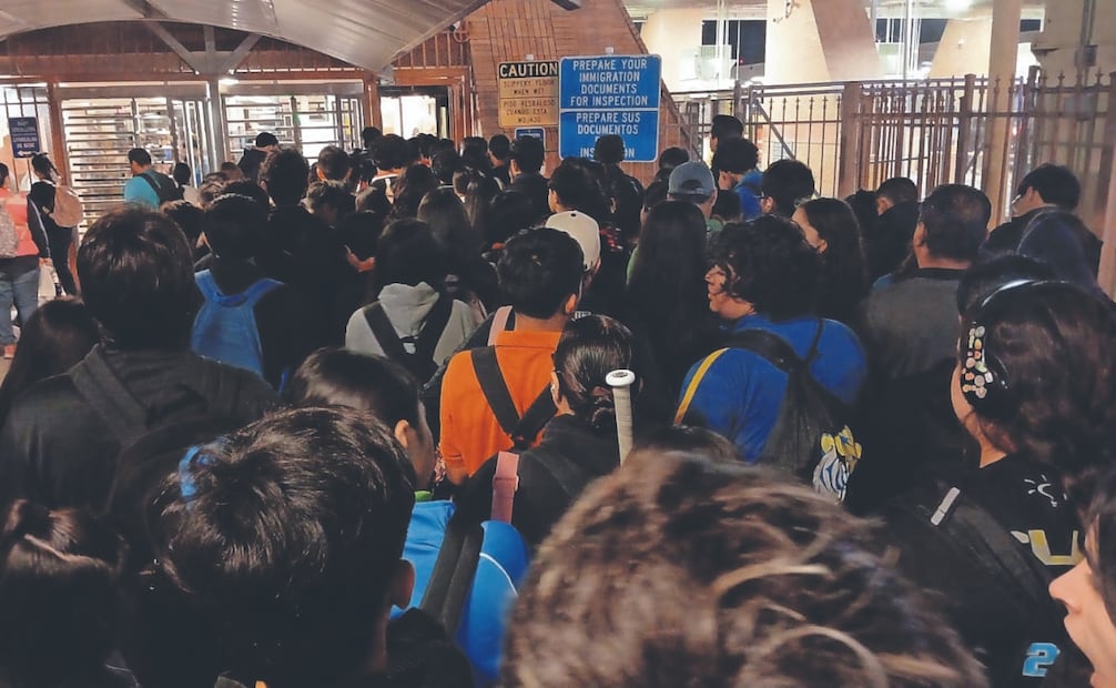 En Reynosa, Tamaulipas, decenas de familias cruzan a diario la frontera; muchos de los niños que nacieron en territorio estadounidense asisten a la escuela en ese país. Foto: Especial