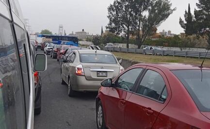 Bloqueo provoca caos en la México-Pachuca 