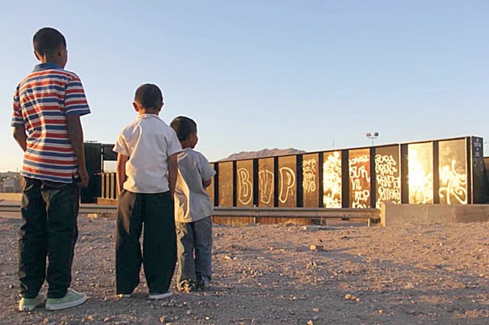 Prosecutors: 10 charged in U.S.-Mexico human smuggling scheme