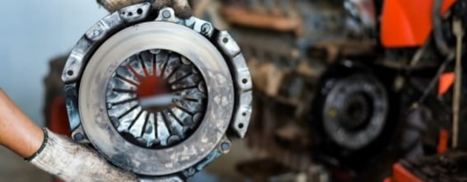 ¿Es mejor un auto manual que uno automático?