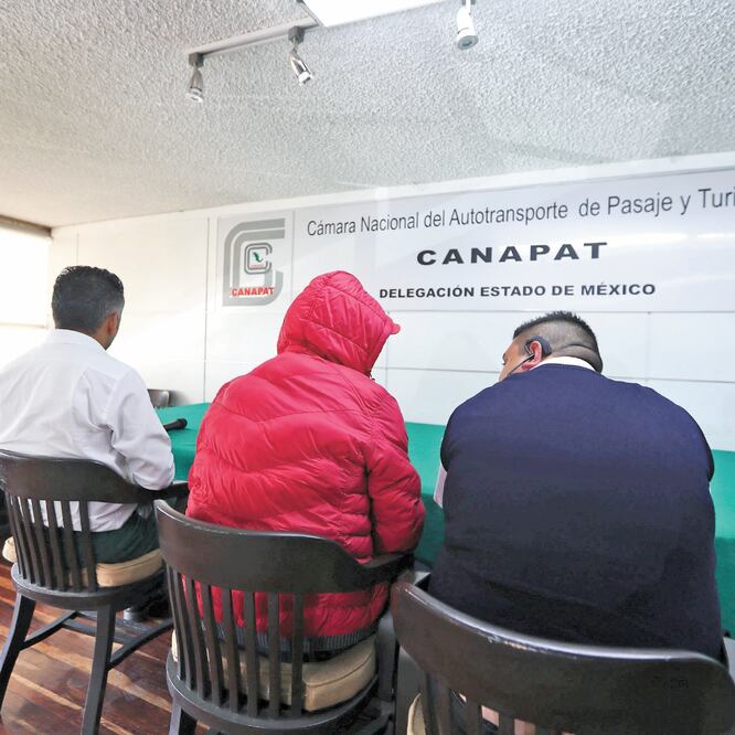 Los choferes denunciantes, quienes pidieron resguardar sus datos por temor a represalias, dicen que no pueden continuar trabajando porque sienten miedo de ser nuevamente secuestrados. JORGE ALVARADO. EL UNIVERSAL