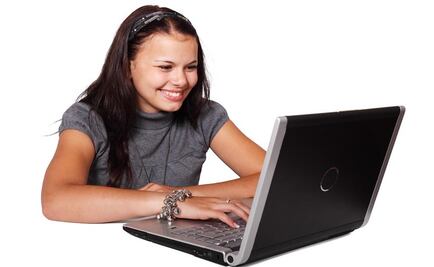 Jóvenes impulsan a la TV por internet, dice reporte