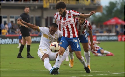 Miguel Herrera debuta con los Tigres en empate ante las Chivas