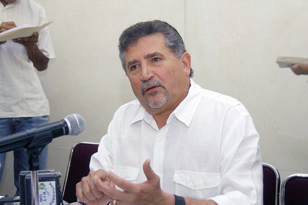 En la queja del PRD señalan a miembros del partido de actuar en contra del candidato al gobierno de Oaxaca, José Antonio Estefan. (ARCHIVO EL UNIVERSAL)
