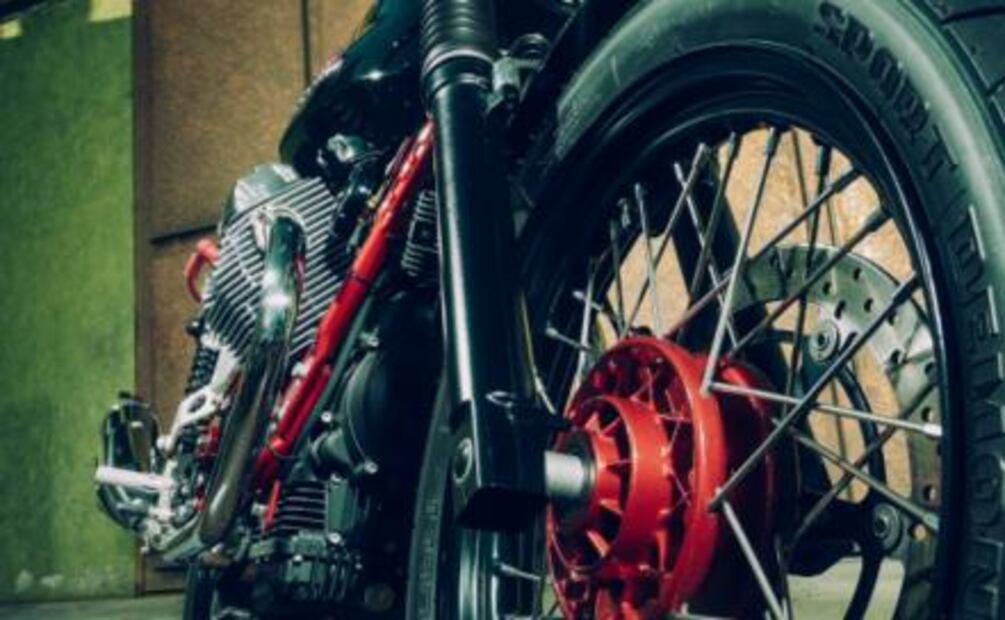 Moto Guzzi V7 Racer 90 aniversario