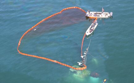 Marina controla derrame de diésel en playa de Acapulco