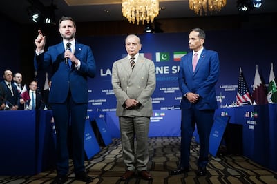Irán interrumpe negociaciones con EU tras nuevas amenazas de Trump; "cuiden sus declaraciones", dice