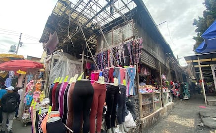 A menos de 24 horas del incendio en la Plaza del Estudiante, comerciantes ambulantes reanudan actividades; “no podemos parar”, dicen