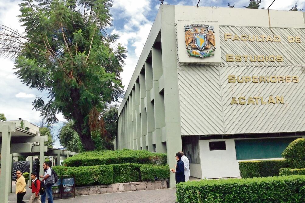De 2017 a 2019, 325 profesores han recibido nombramientos como sinodales; sin embargo, en la revisión de los datos obtenidos se encontró que tres docentes están ilocalizables en la estructura del plantel. Foto: ARCHIVO. EL UNIVERSAL