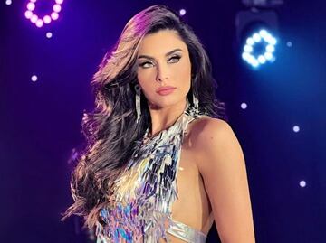 Kristal Silva enamora con pantalones de cuero y crop top