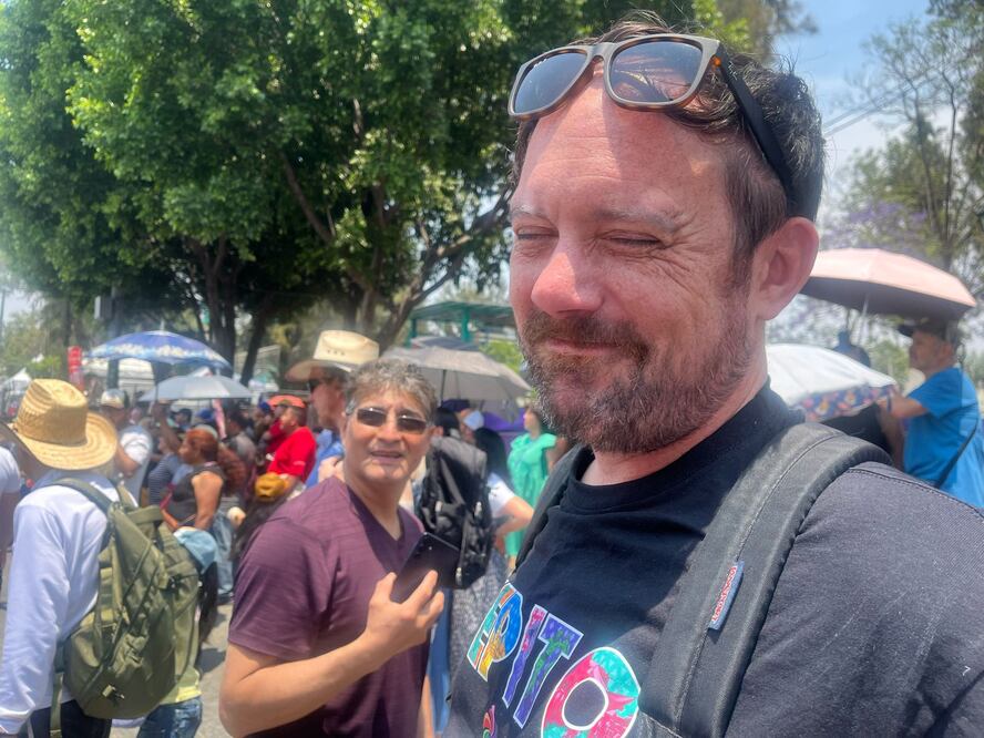 William originario de Illinois, Estados Unidos, acudió a la 182 representación del Viacrucis en Iztapalapa. (Foto: Laura Arana/ EL UNIVERSAL)