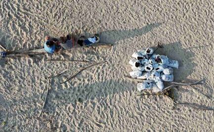 Pemex admite que fuga en ducto causó derrame; funcionarios ocultaron información y fueron cesados