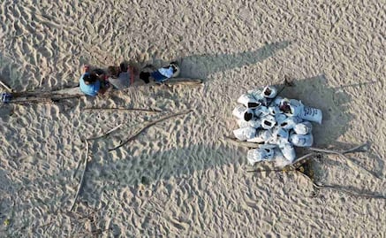 Pemex admite que fuga en ducto causó derrame; funcionarios ocultaron información y fueron cesados