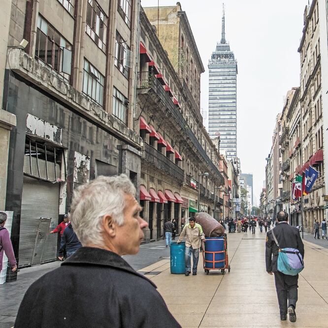 La Autoridad del Centro Histórico detalló que en el Perímetro A se localizan 3 mil 80 inmuebles, de ellos 75% son catalogados como patrimonio histórico. MARIO JASSO. CUARTOSCURO