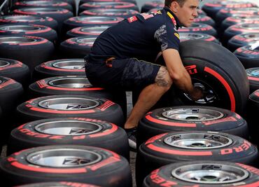 Pirelli suspenderá operaciones en Venezuela