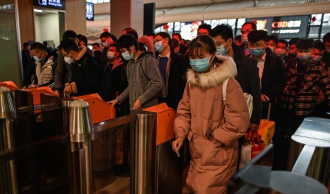 "Yo también  he muerto": el dolor persiste en Wuhan, a más de un año del brote de Covid-19