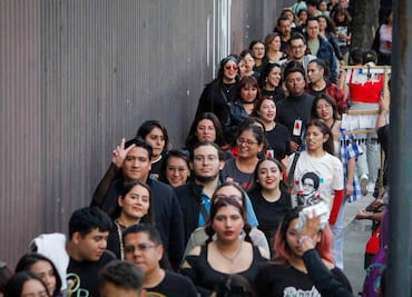 ¡Toma tus precauciones! Fanáticos de Bruno Mars caminan para llegar al Estadio GNP Seguros por falta de transporte