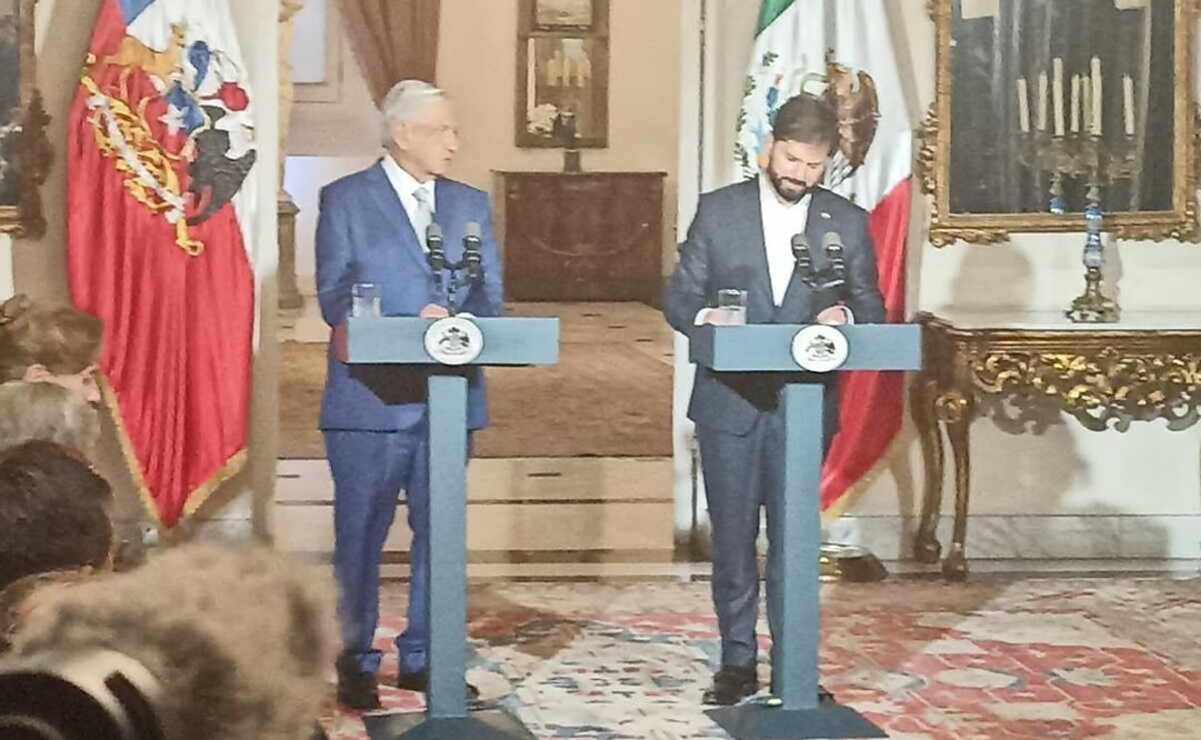 Mensaje a medios en el Palacio de La Moneda ofrecido por AMLO y Gabriel Boric. Foto: Pedro Villa y Caña