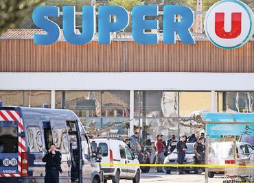 Terrorismo vuelve a Francia; mueren cuatro