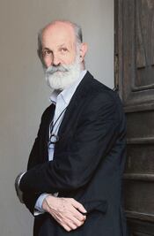 De Tavira deja dirección en la CNT