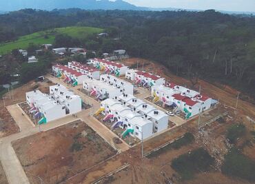 Desplazados por el Tren Interoceánico exigen hogar digno