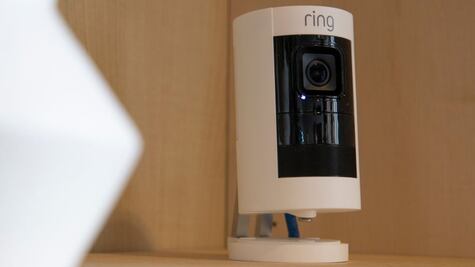 El hacker que le habló a una niña por una cámara Ring en su habitación