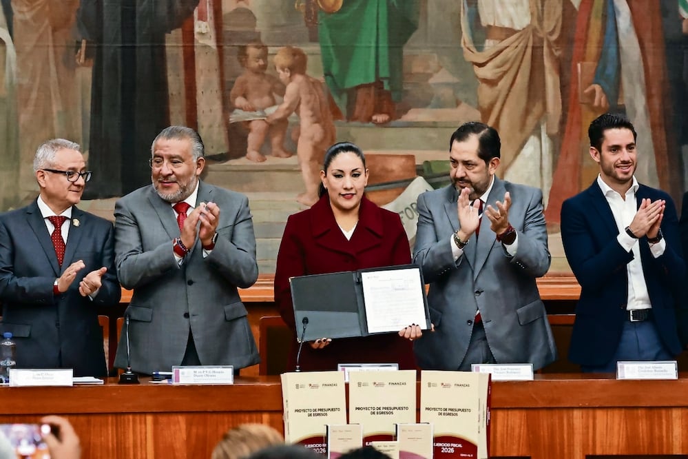 La 62 Legislatura recibió la propuesta de Paquete Fiscal 2026 del gobierno mexiquense. Foto: Alejandro Vargas / EL UNIVERSAL