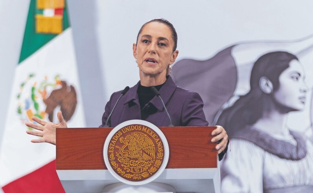 La presidenta Claudia Sheinbaum Pardo advirtió que las faumacéuticas tienen que entregar a tiempo, aunque el gobierno les deba dinero. Foto: de HUGO SALVADOR. EL UNIVERSAL