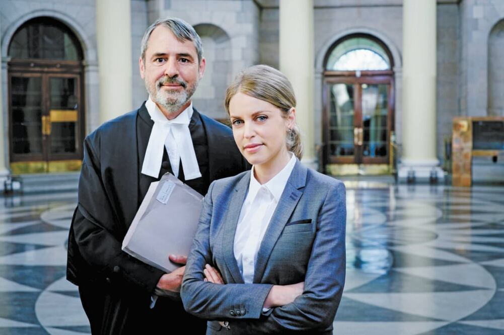 En Strinking Out, Tara Rafferty (Amy Huberman) es una abogada exitosa. Foto: CORTESÍA