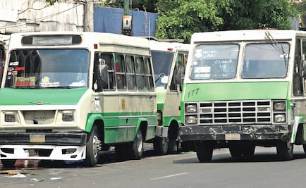 Semovi busca fincar responsabilidades tras choque de microbús contra una casa