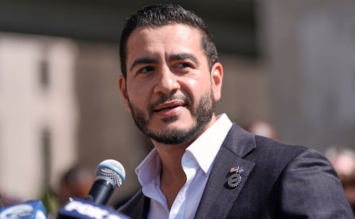 Abdul El-Sayed gana representación demócrata primaria en el Senado en Míchigan; se enfrentará en noviembre a Mike Rogers