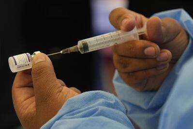 El fármaco sotrovimab reduciría hasta un 79% el riesgo de hospitalización o muerte por coronavirus: estudio