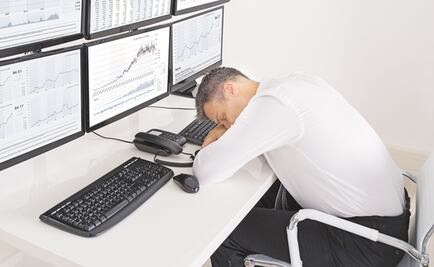 Dormir en el trabajo puede ser causa de despido, según un tribunal en Perú