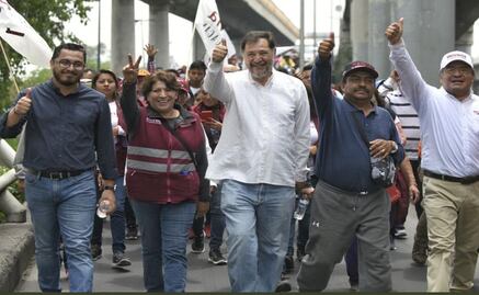Delfina Gómez realiza protesta afuera de la Cámara de Diputados 