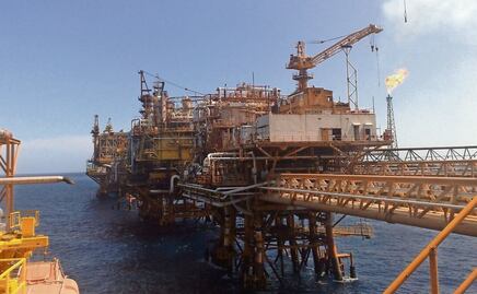 Navieras reclaman a Pemex acelerar pagos; "es para evitar consecuencias en industria petrolera", advierten